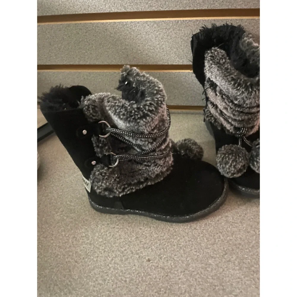 Makalu California Toddler Girls Wonderland Faux Fur‎ Pom Pom Boots Black Grey 9M